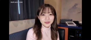 色偷偷超碰97人人澡人人白皮肤人妻发现继子自慰 控制不了性的诱惑