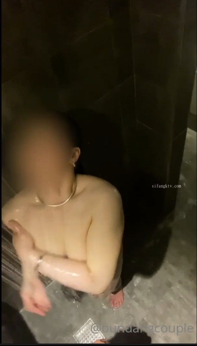 成人性生交大片免费看京东小视频学生，第二次做爱